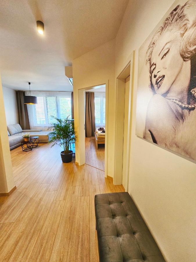 2 Room Apartment, New Building, Bosakova Street, 29 Bratislava Buitenkant foto