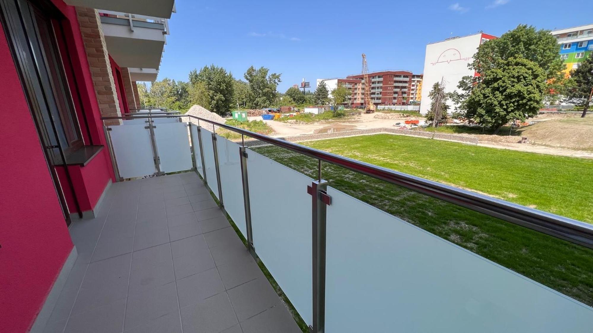 2 Room Apartment, New Building, Bosakova Street, 29 Bratislava Buitenkant foto